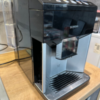 Кафемашина кафеавтомат каферобот Siemens EQ.500 Integral, снимка 2 - Кафемашини - 44604410