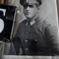  Стара снимка на офицер,същевременно и ,,Бранник,, и табелка от офиса, снимка 2 - Други ценни предмети - 31575446
