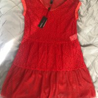 Marccain Червена дантелена плажна рокля, снимка 1 - Рокли - 30405134