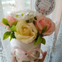 Нежни букети със сапунени цветя, снимка 13 - Подаръци за жени - 40295598
