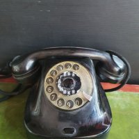 Стар колекционерски телефон , снимка 1 - Антикварни и старинни предмети - 35621982