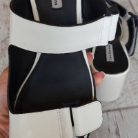 Елегантни чехли CALVIN KLEIN , снимка 7 - Чехли - 36922080