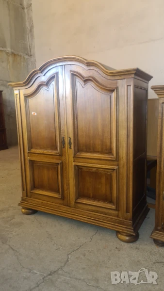 масивен гардероб внос от Европа, снимка 1