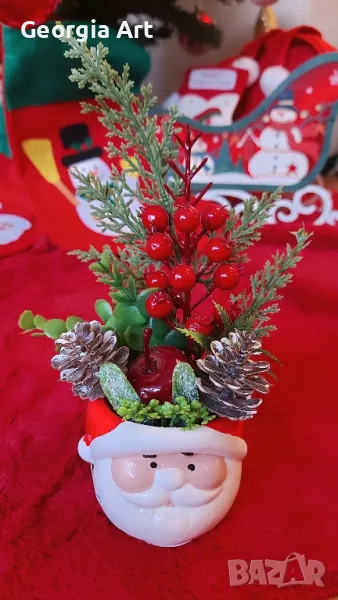 Коледна декорация Classic в кашпа Santa, снимка 1
