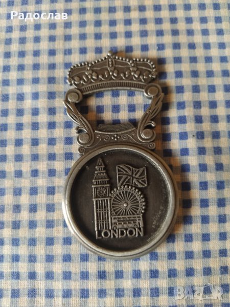 отварачка LONDON , снимка 1