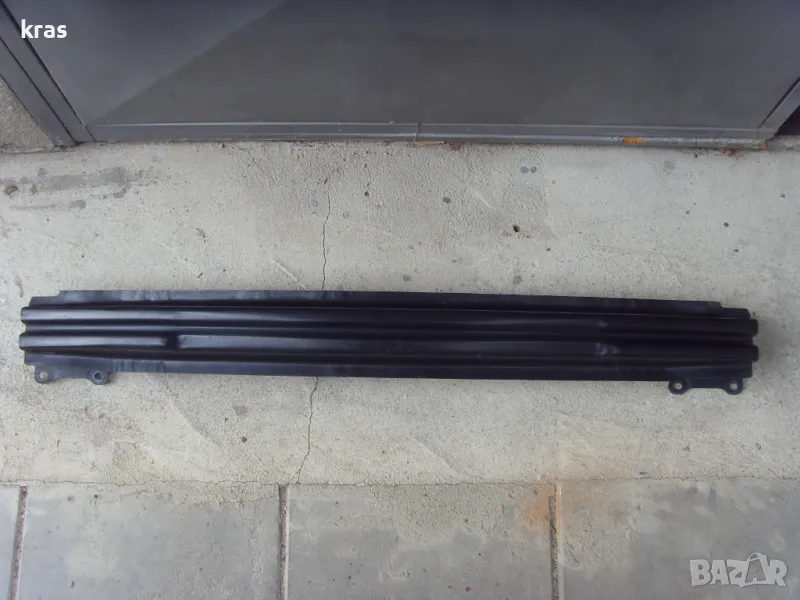 Греда основа задна броня и др. части Голф 5, снимка 1