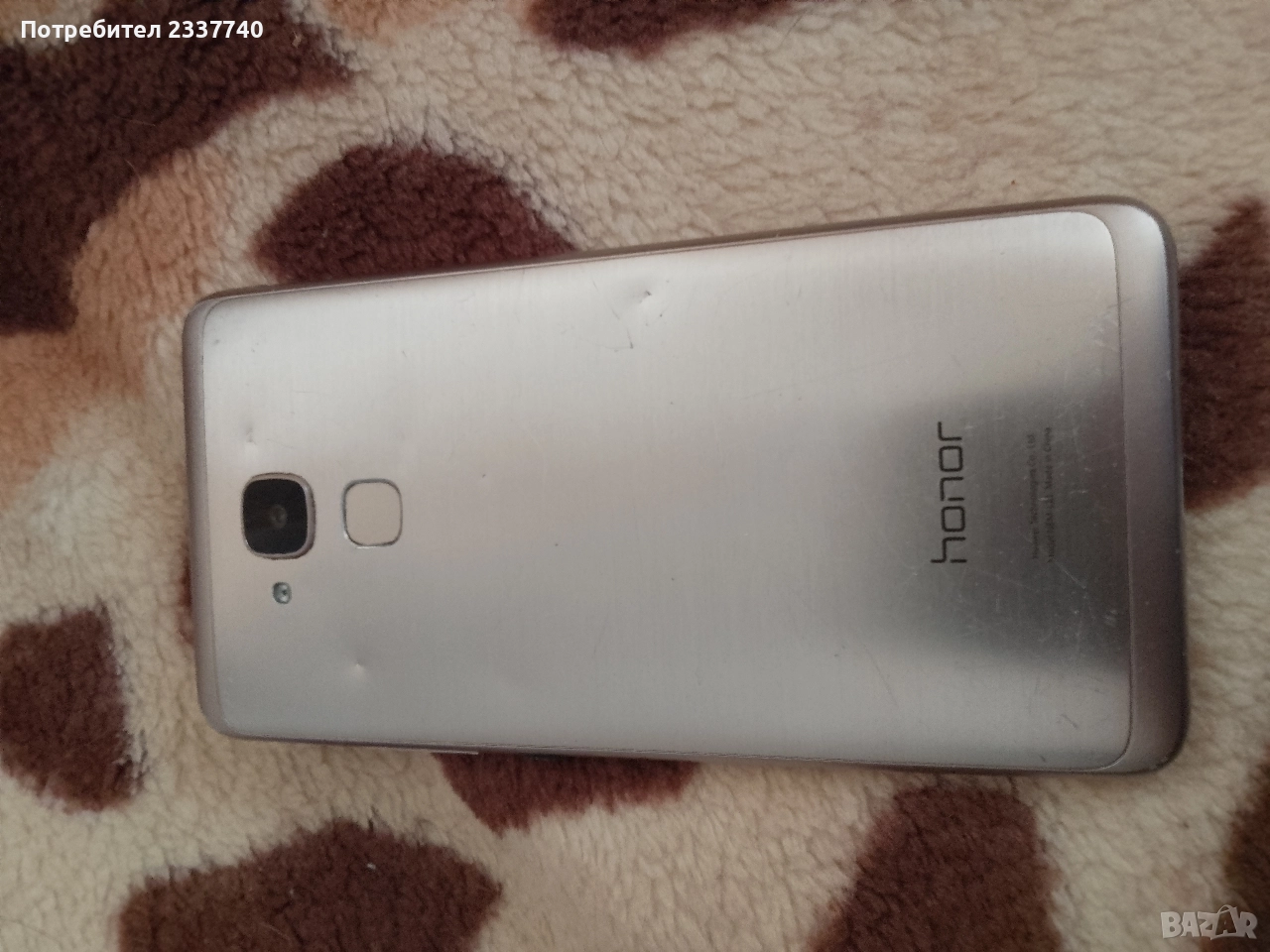 телефони два броя Huawei y6 lite honour 7lite , снимка 1