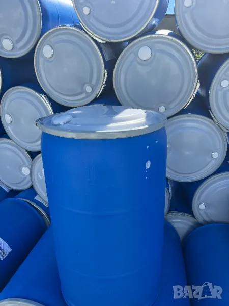 Пластмасови бидони дебелостенни с обръч и капак 220л , снимка 1