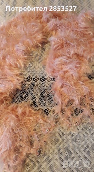 Детско пухесто шалче, снимка 1