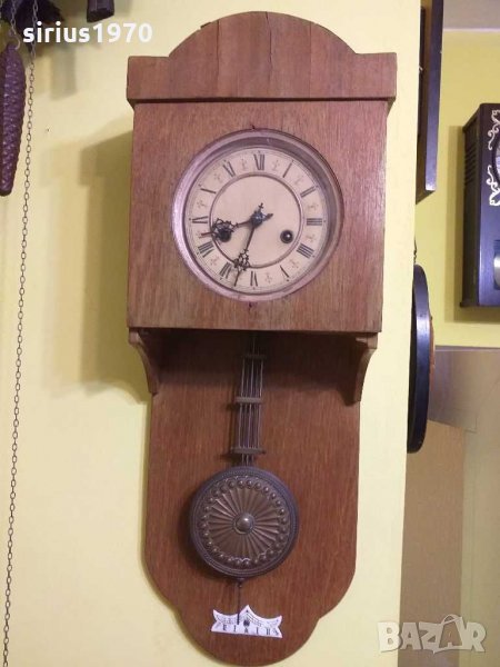 Много стар немски стенен часовник работещ, снимка 1