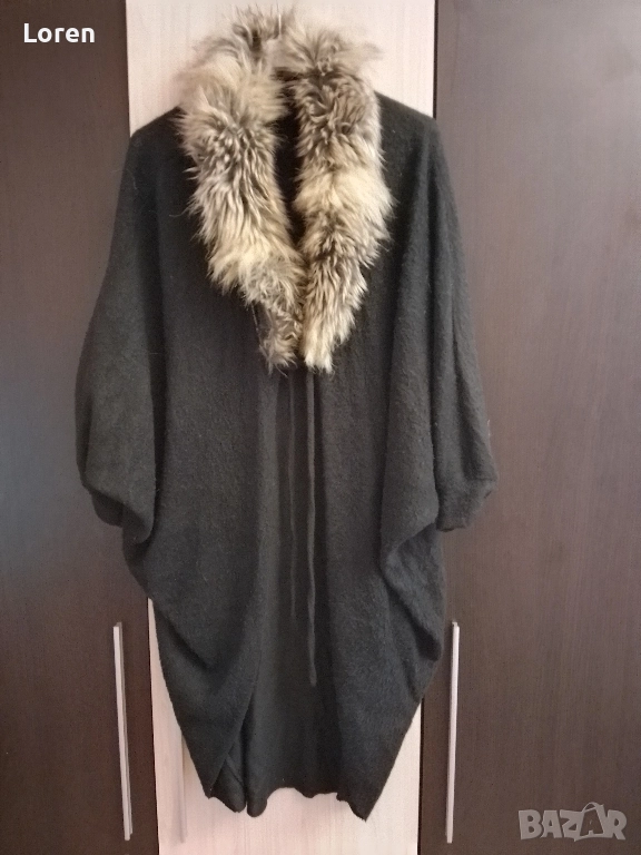 Жилетка с пухена яка, снимка 1