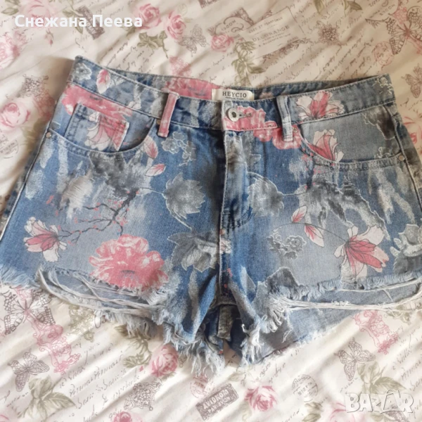 Нови къси панталони, снимка 1