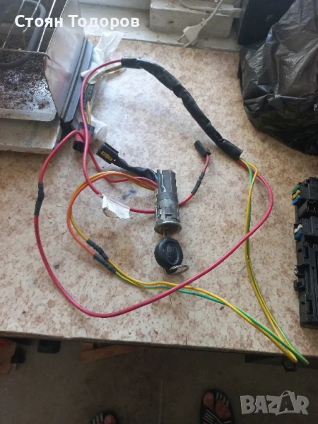 контактен ключ, снимка 1