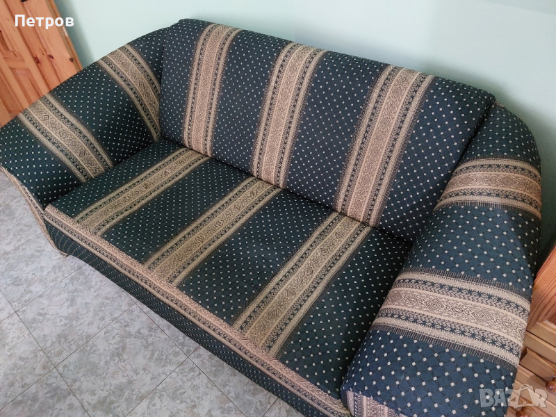 Два броя дивани , снимка 1