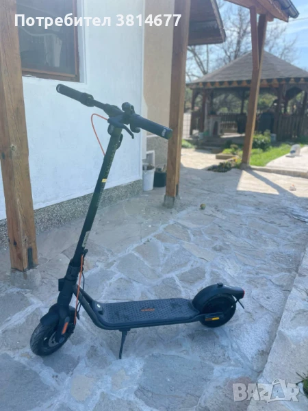 Ninebot F2 pro Електрически скутер, снимка 1