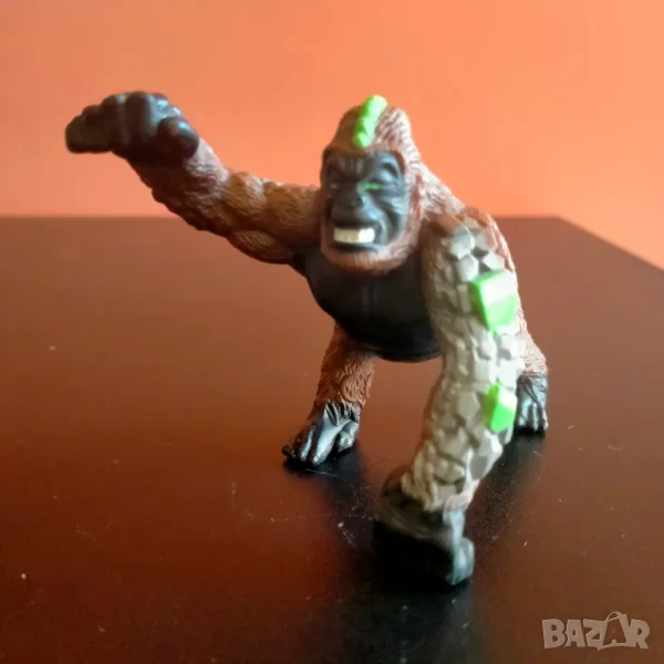 Колекционерска фигурка Schleich Steingorilla McDonalds Happy Meal 2023, снимка 1