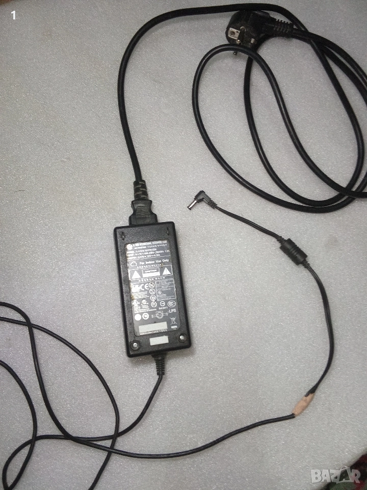 Адаптер на 12 волта,4,16 ампера, снимка 1