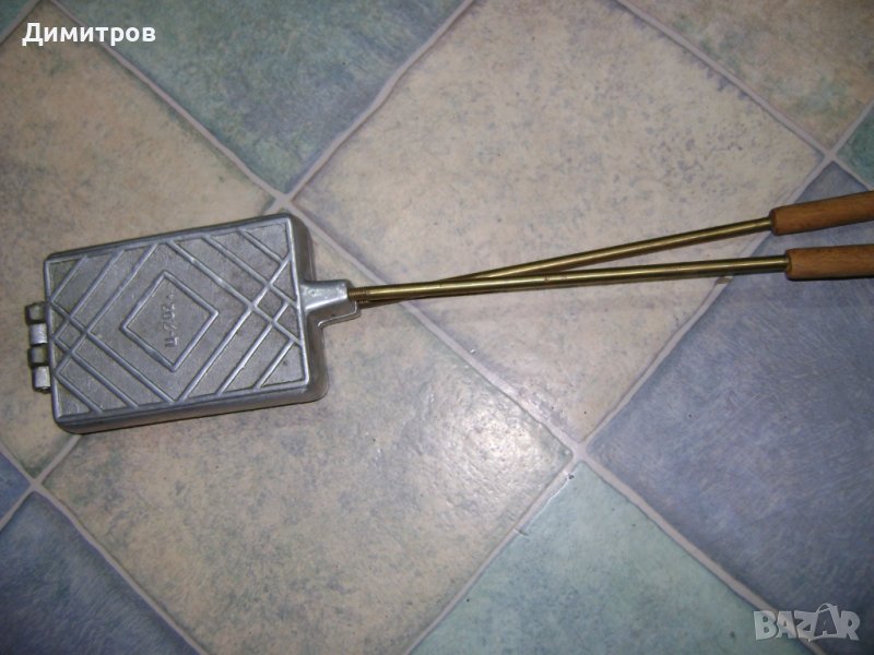 Ретро метална соц преса  Форми на гъбки , снимка 1