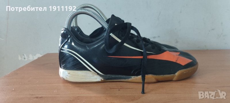 Diadora. Футболни обувки стоножки. 37, снимка 1