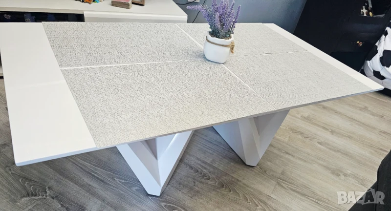 Холна маса, снимка 1