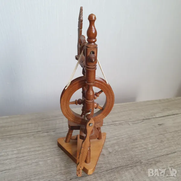 Малък дървен сувенирен чакрък, снимка 1