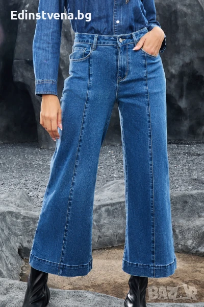 Дамски дънки в синьо със свободни крачоли, снимка 1