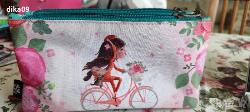 Busquets ученически несесер, снимка 1