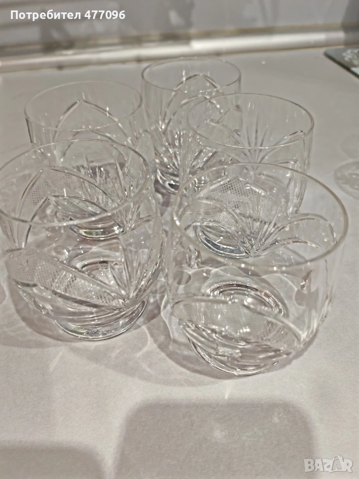 Продавам два сервиза с кристални чаши, снимка 1