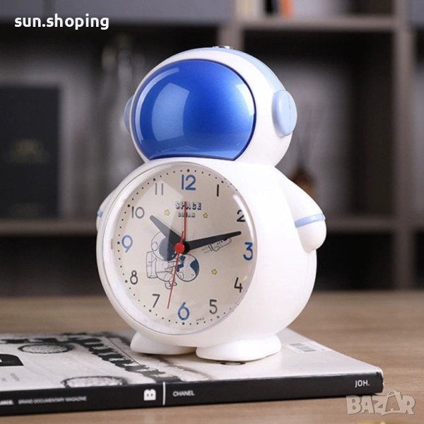 Творчески детски часовник Астронавт 14cm*11m*6.5cm (001) - 3 цвята, снимка 1