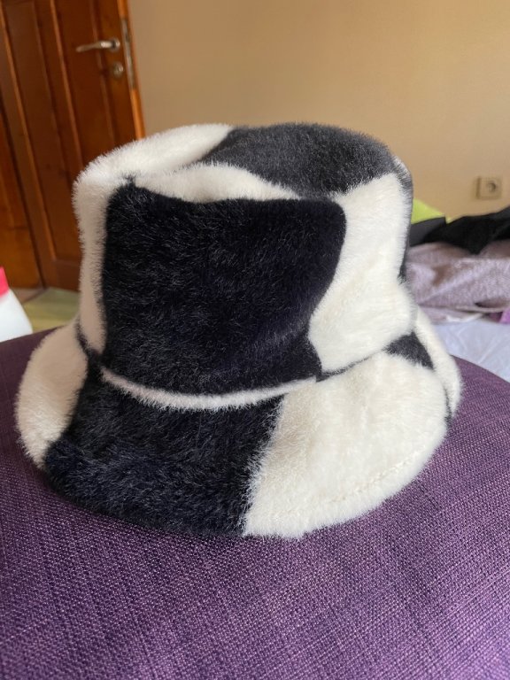 Шапка Bershka Bucket hat в Шапки в гр. Бургас - ID38039750 — Bazar.bg