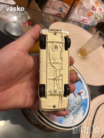 Английско Корги 1:36-Ролс, снимка 12 - Колекции - 52792184