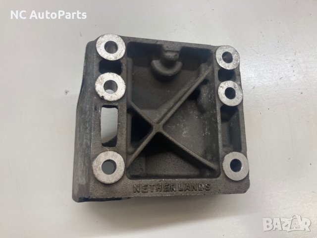 Бракет за двигател за Porsche Порше Каен 9PA 4.5 V8 бензин 9481152012R 2003, снимка 4 - Части - 42911737