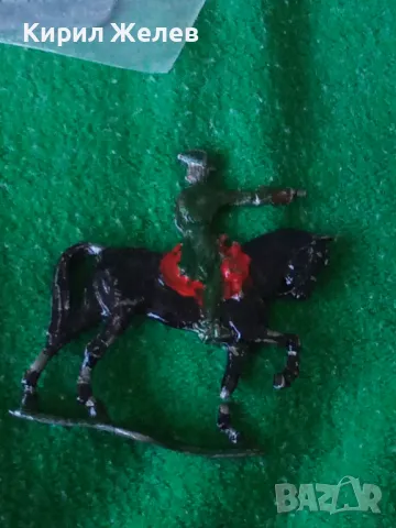 Стара ОЛОВНА ФИГУРКА КОННИК ДЕТСКА ИГРАЧКА ОЛОВЕН ВОЙНИК РЪЧНО ОЦВЕТЕН За КОЛЕКЦИЯ ВОЙНИЧЕ 40825, снимка 11 - Колекции - 46960897