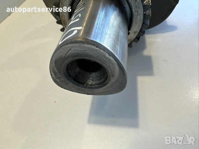 Колянен вал за Volvo FL6 D6 5.5 V6 (1990-1998) FL614, 96251, снимка 2 - Части - 54124471