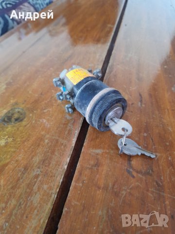 Стар секретен бутон,превключвател ВТ 502