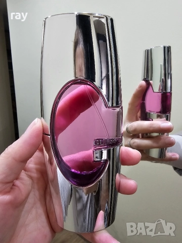 нов на Guess парфюмна вода-35лв, снимка 3 - Дамски парфюми - 52673881