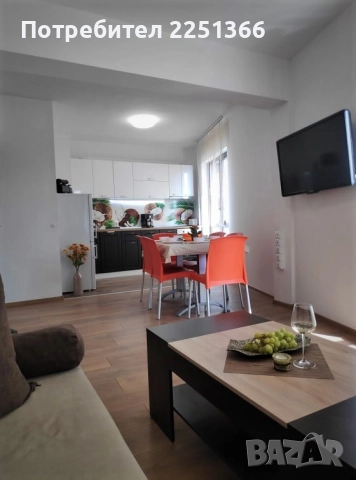 отдавам под наем напълно обзаведен и климатизиран 3 стаен апартамент в центъра на Варна, снимка 2 - Апартаменти - 52754140