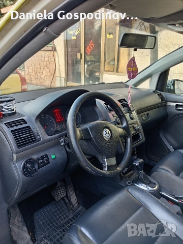 Фолксфаген туран 2010г. , снимка 3 - Автомобили и джипове - 54085133