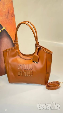 чанти Miu Miu , снимка 6 - Чанти - 51302904