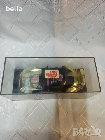 Количка за колекция PORSCHE- Famous Racer 1:24 в запазен вид с кутия ,цена 80 лв, снимка 2 - Колекции - 50232477