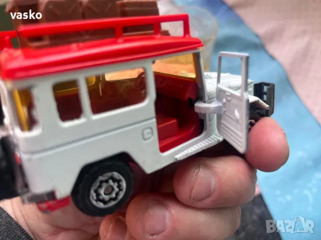 Френски Мажорет Toyota 1:43, снимка 6 - Колекции - 49894746