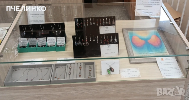 Комплект обеци с колие, снимка 4 - Бижутерийни комплекти - 53353085