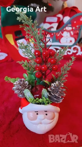 Коледна декорация Classic в кашпа Santa