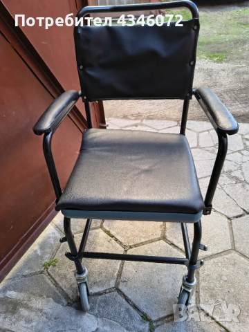  Тоалетен стол за хора с ограничена подвижност