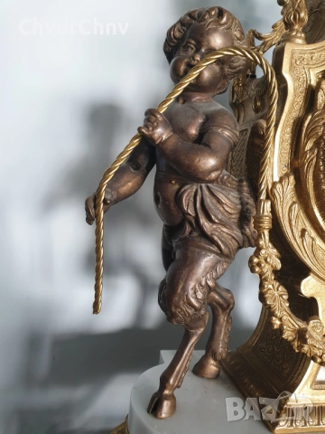 Италия 1960-те Hermle/63см-14кг Арт Деко италиански каминен часовник/бронзови фигури-бял мрамор, снимка 9 - Антикварни и старинни предмети - 52533387