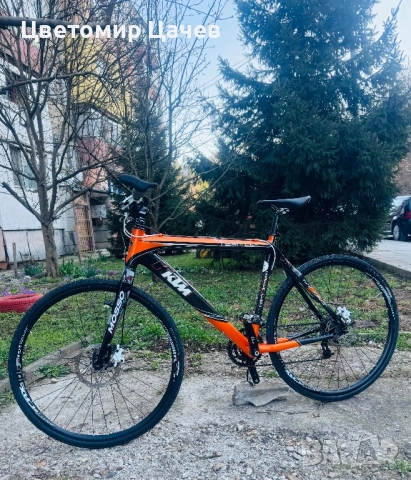 Карбонов велосипед KTM