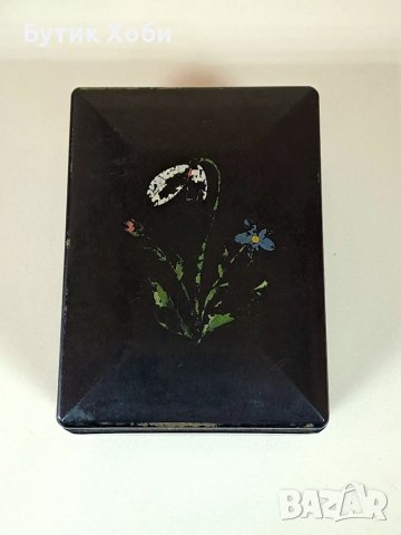Винтидж кутийка от бакелит/карбонит, снимка 1 - Антикварни и старинни предмети - 39950986