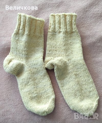 Коледни и обикновени, вълнени чорапи и терлици, ръчно плетени, снимка 9 - Ръчно изработени сувенири - 42677215