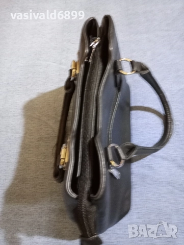 Черна дамска чанта , снимка 5 - Чанти - 52404395