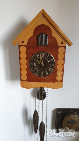 Маяк стенен часовник с кукувица кукувичка 80те, снимка 2 - Антикварни и старинни предмети - 44261158